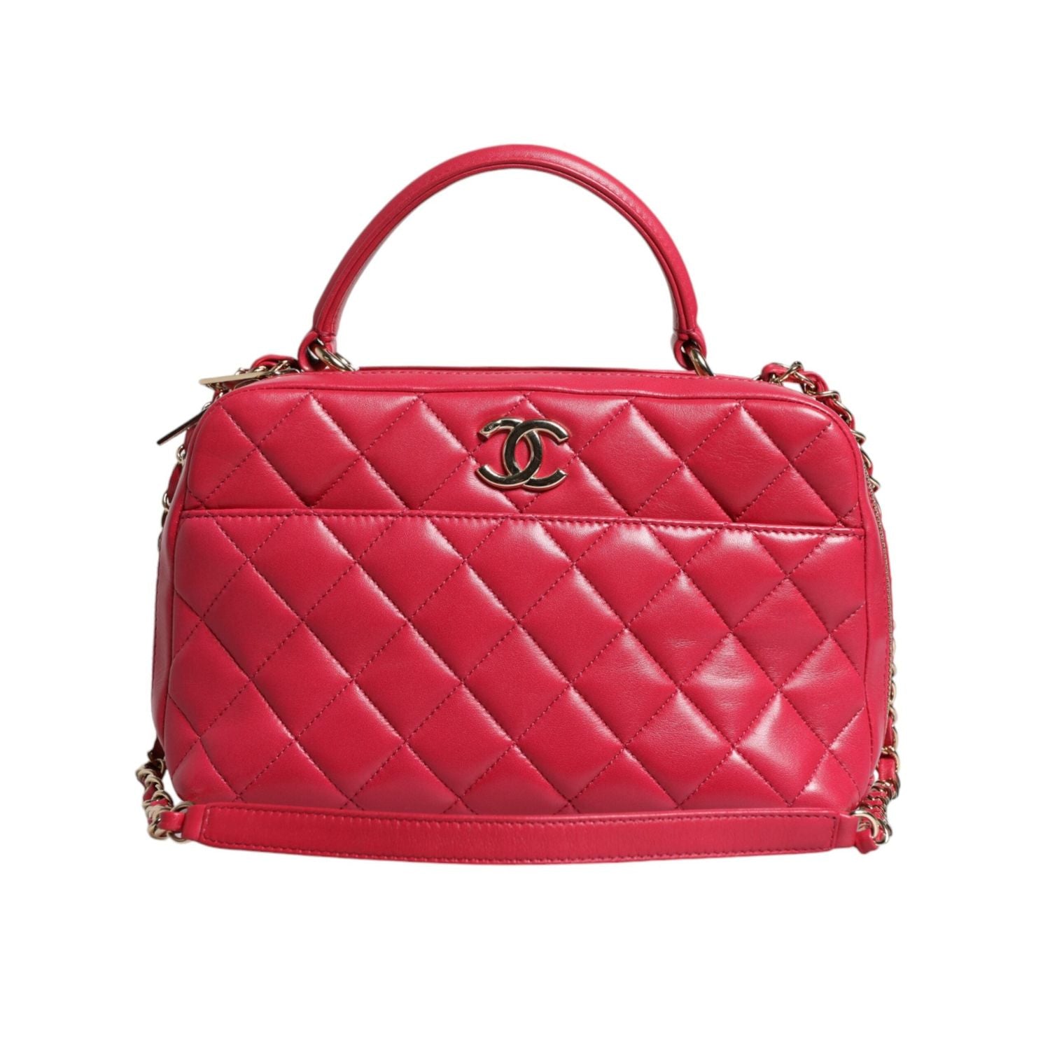 Front view with bag zipped and handles upright.