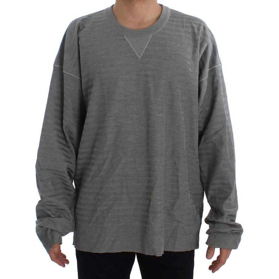 Dolce Gabbana gray silk crewneck sweater front view, oversized design, made of 100% silk.