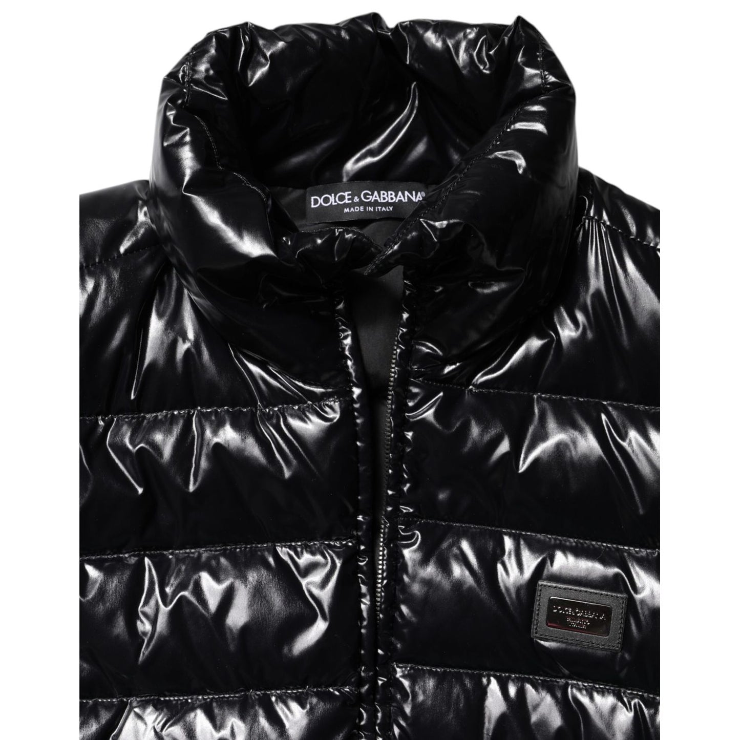Dolce & Gabbana Black Logo Plaque Full Zip Puffer Jacket 1728,67345645728,Black,Clothing,Dolce & Gabbana,IT44 | L,Jackets & Coats - Clothing,Jackets & Coats - Women - Clothing,Material: 76% Nylon 24% Polyurethane,New with tags,Shell Jackets - Jackets & Co